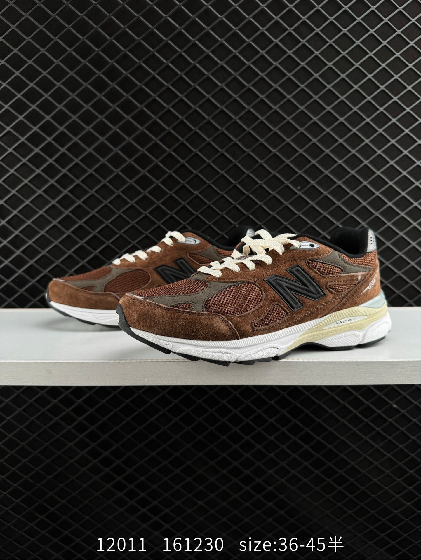 New Balance Made in USA M990V3